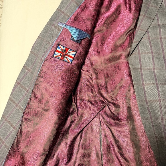 English Laundry Slim Fit Suit – Size 40L (With Matching Pants) - Picture 2 of 7